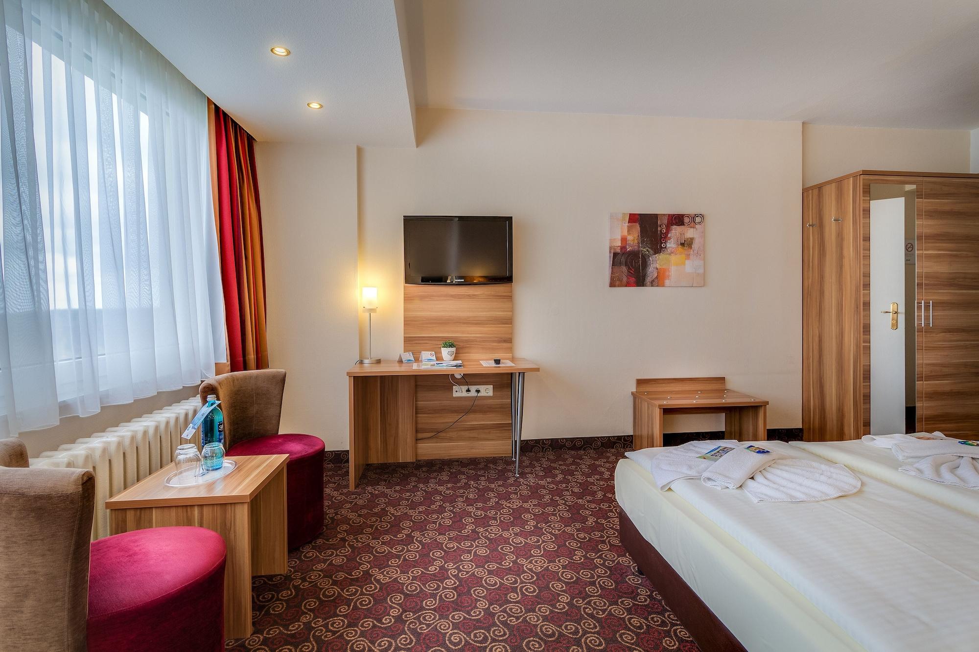 Ferien Hotel Rennsteigblick Фридрихрода Екстериор снимка