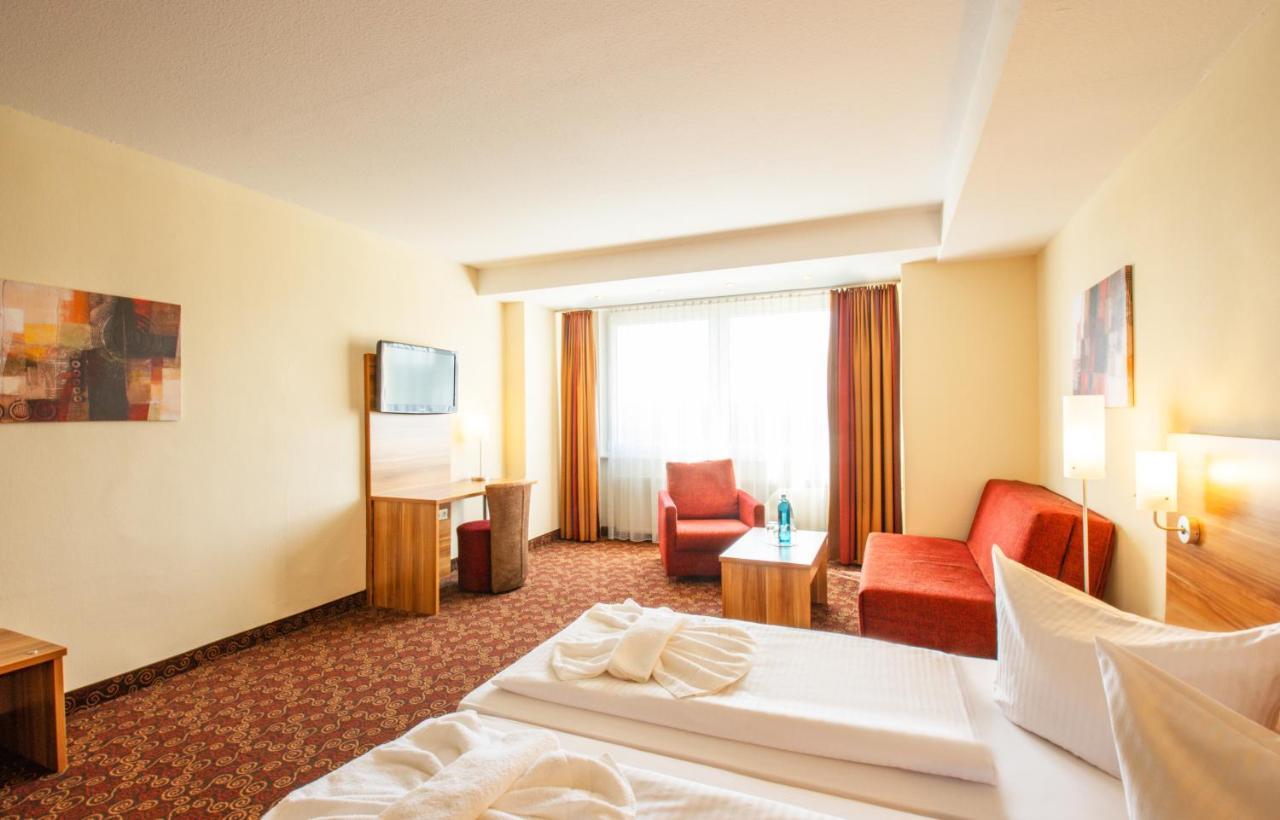 Ferien Hotel Rennsteigblick Фридрихрода Екстериор снимка