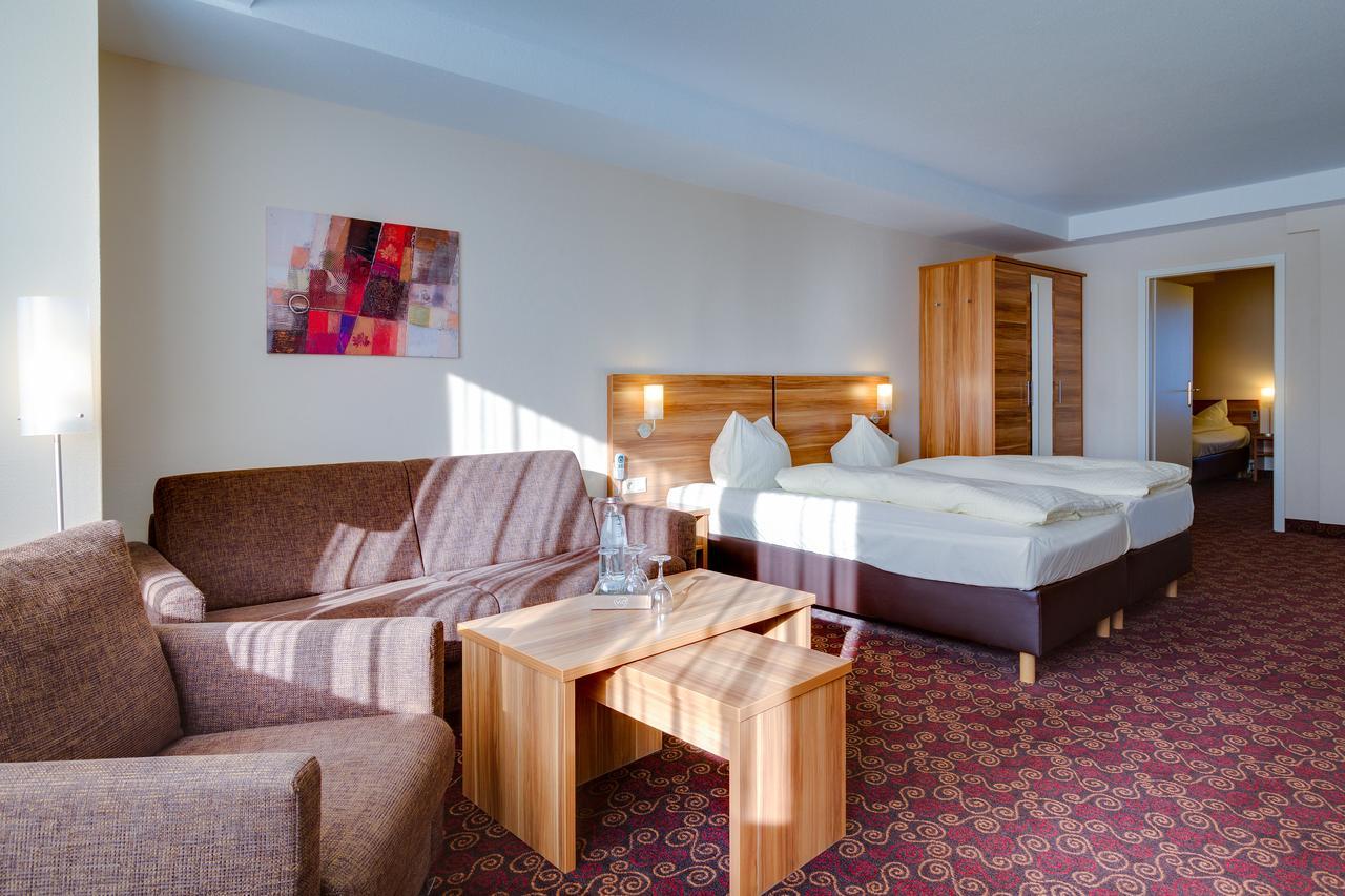 Ferien Hotel Rennsteigblick Фридрихрода Екстериор снимка